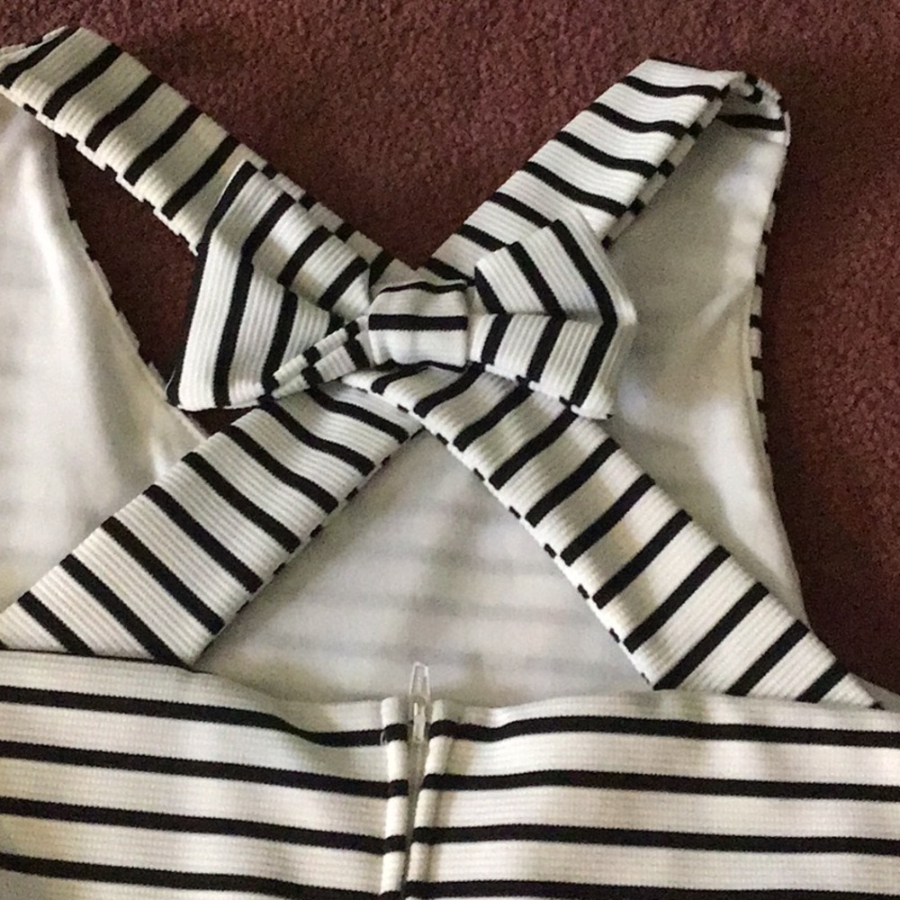 Dress - Picture 3 of 5